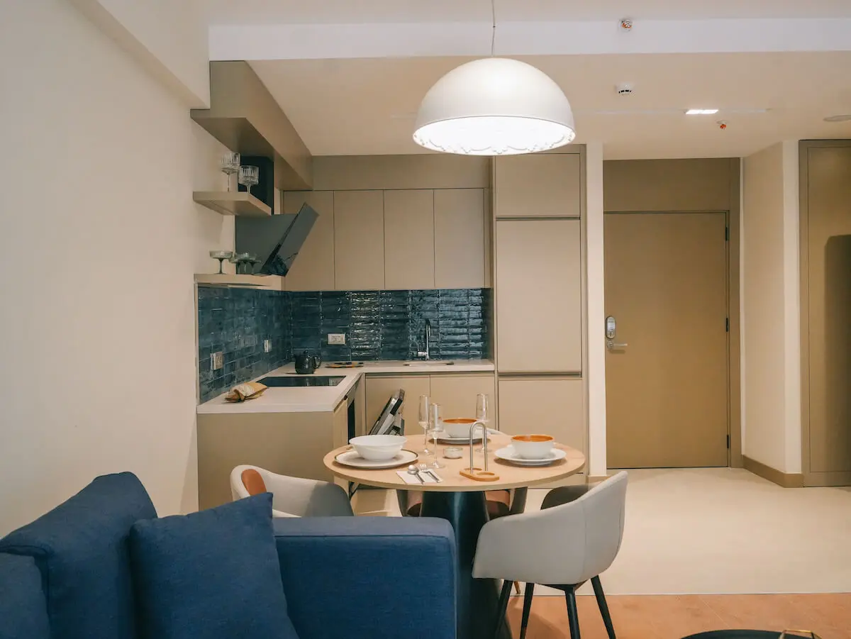 Fitted kitchen
